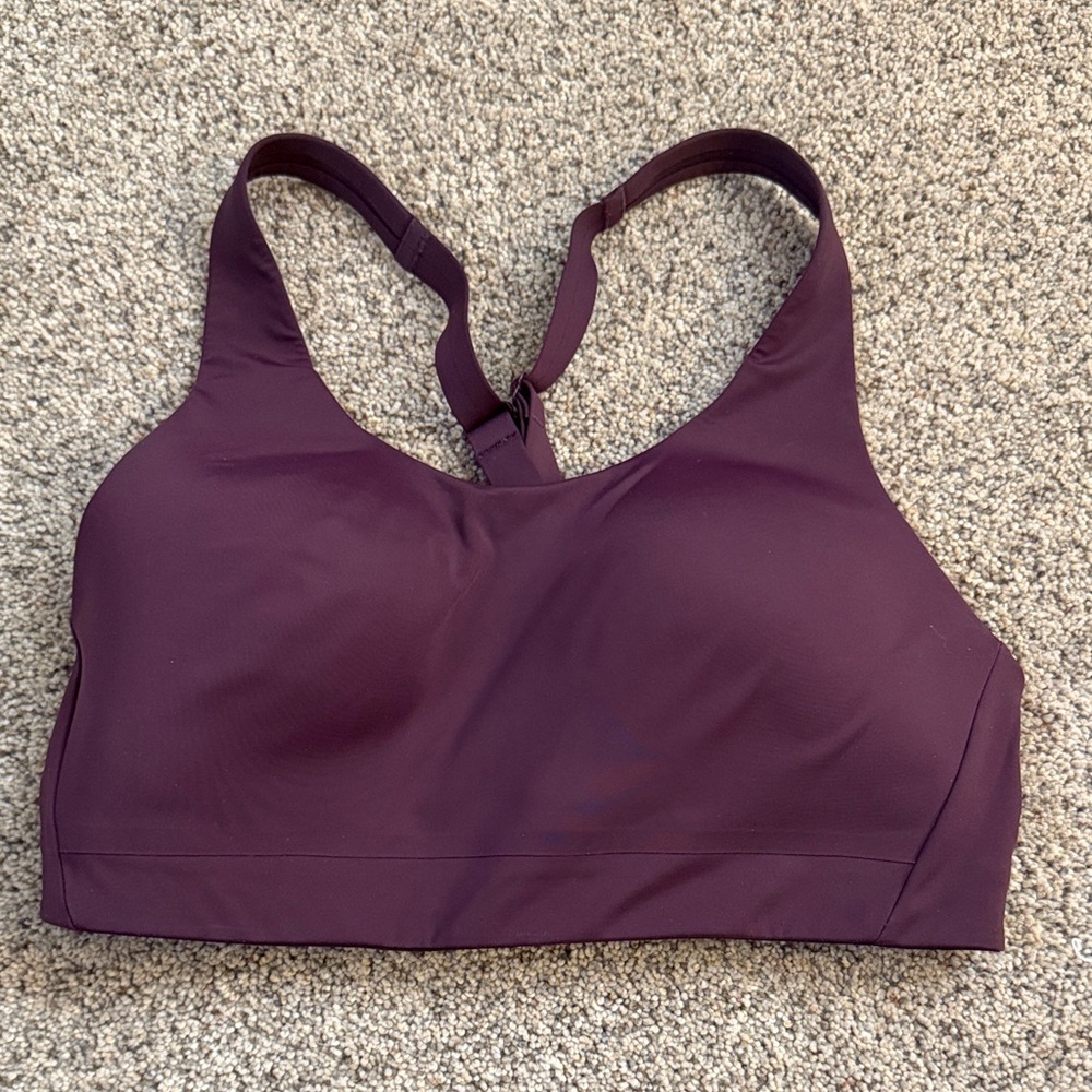Athleta sports bra max support